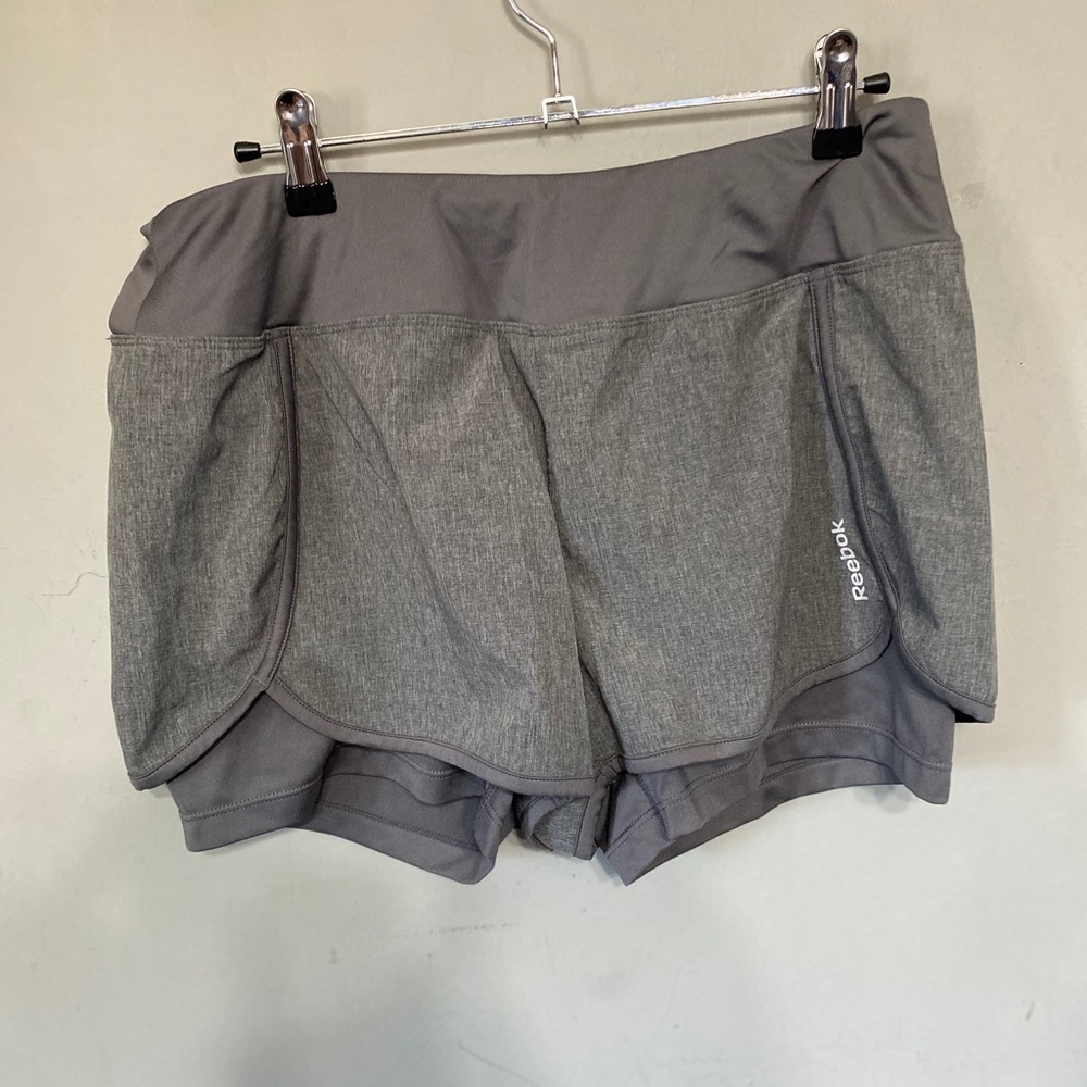 REEBOK SHORT